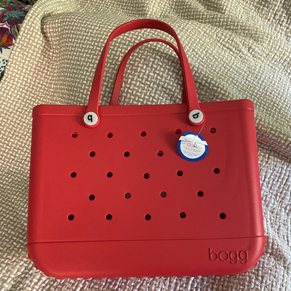 Large Red Bogg Bag BNWT - Perfect for Christmas!